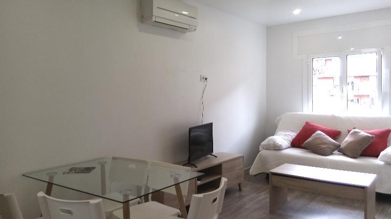 Castel Apartments L'Hospitalet de Llobregat Luaran gambar