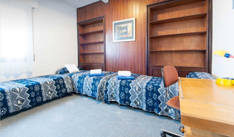 Castel Apartments L'Hospitalet de Llobregat Luaran gambar